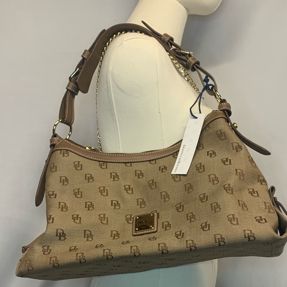 Dooney & Bourke shoulder purse NWT